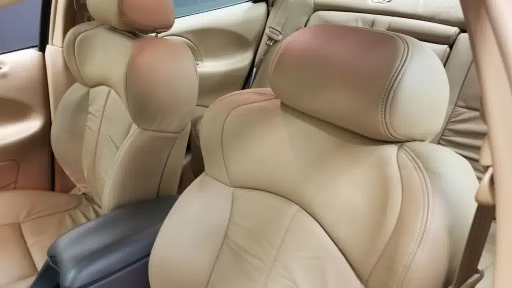 Minnesota driver has kept their Ford Taurus in showroom condition for 30 years