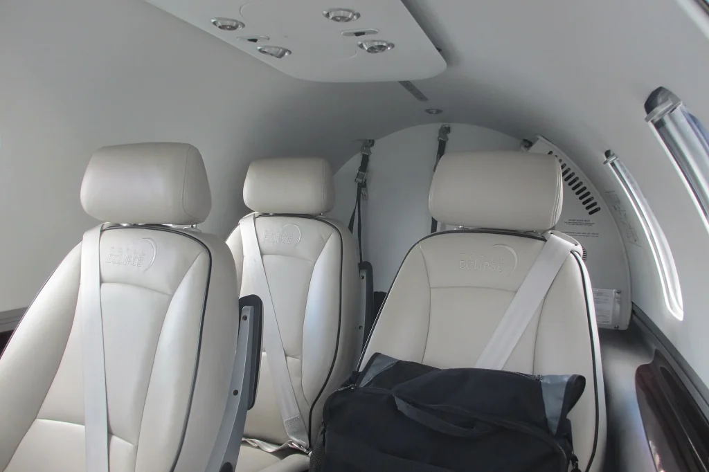 These are the differences between $1M, $10M, $50M and $100M private jets and what each price point gets you