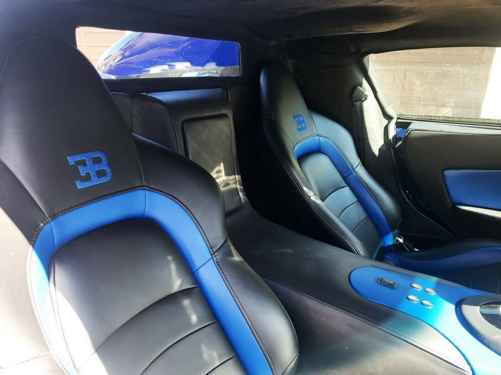 Fake Bugatti Veyron interior 