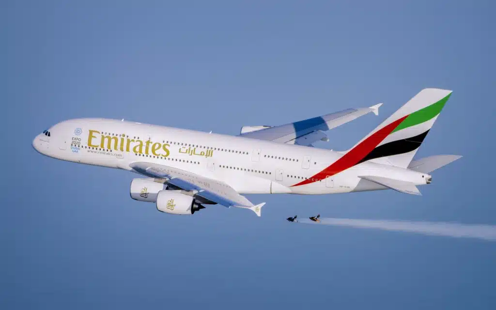 Throwback to when a man in a jet suit cruised alongside an Airbus A380 over Dubai in unbelievable video