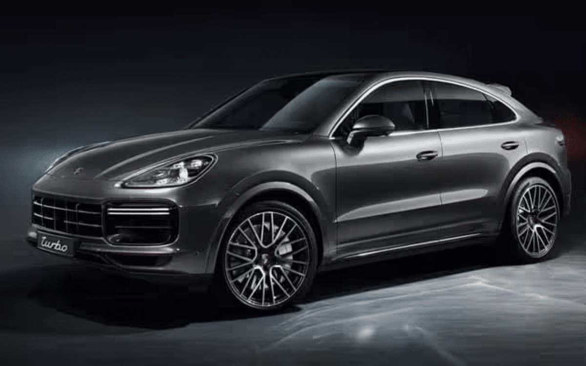 Florida woman thinking about trading in her 2020 Porsche Cayenne after finding out cost to get A/C fixed