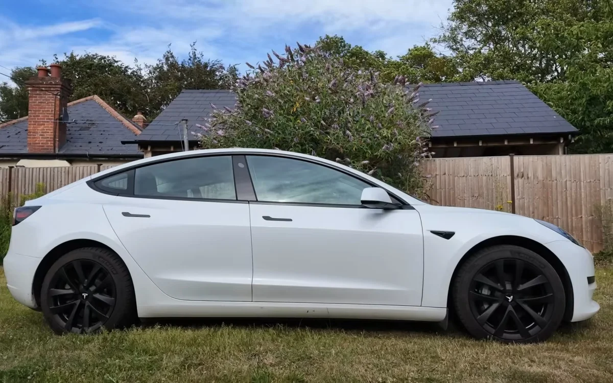 Man tests his 2022 Tesla Model 3 LFP battery's degradation after 78,000 miles to see if he can shatter common EV myth