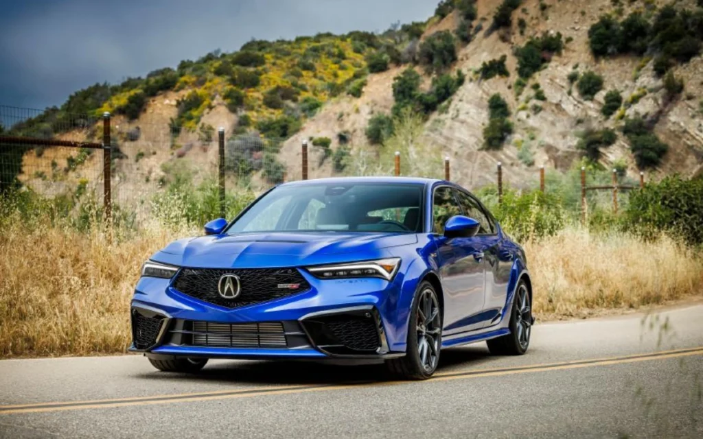 If you're interested in the world's fastest hatchbacks that don't make your life miserable as a daily driver, buckle up, because this is the list you've been waiting for.