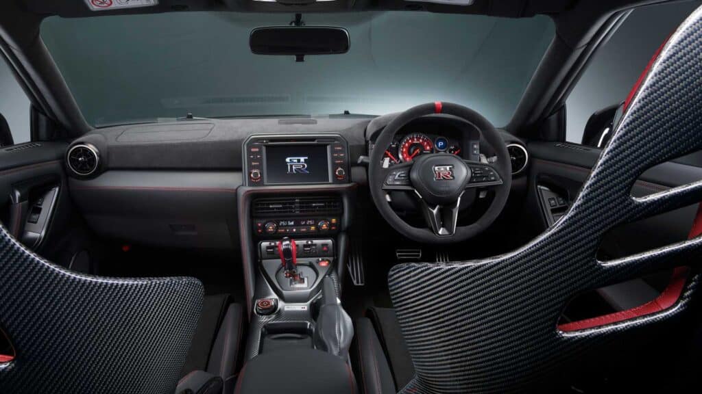 2024 Nissan GT-R Nismo, interior