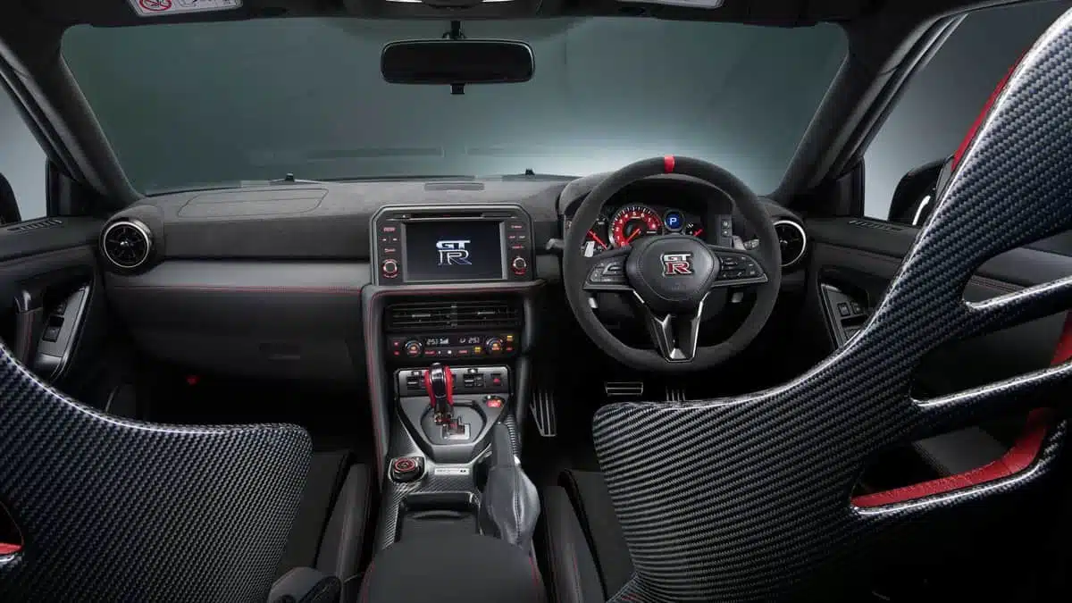 2023 Nissan GT-R NISMO - Interior and Features 