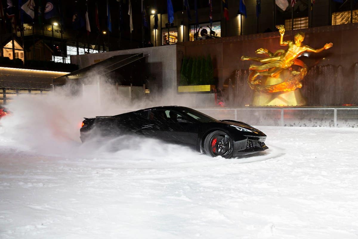 Corvette E-Ray on ice