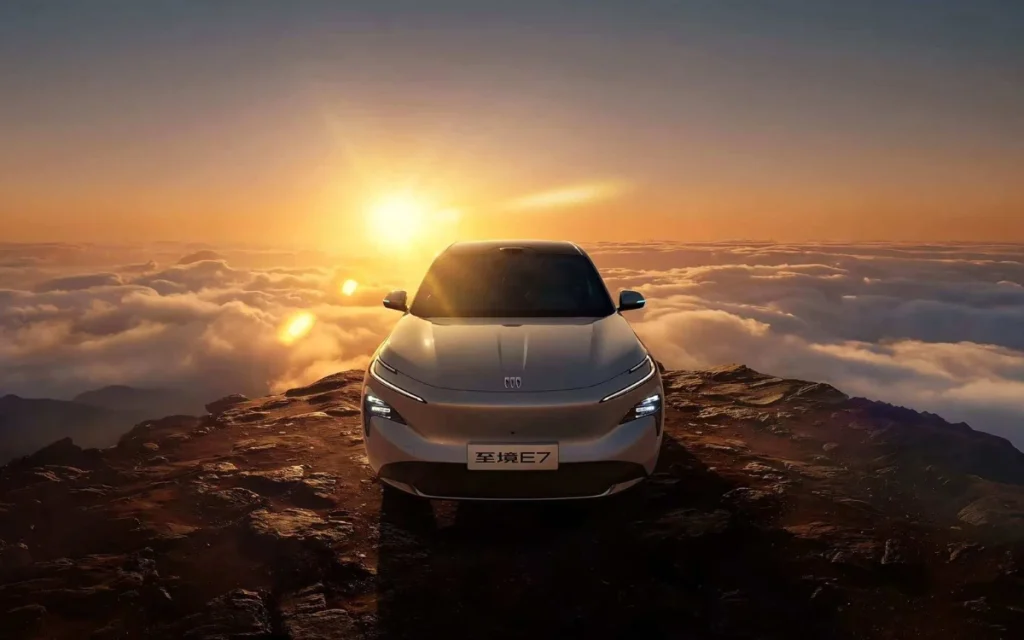 The Buick Electra E7 is Buick’s latest attempt to prove that long-range electrified SUVs don’t have to compromise on style or comfort.