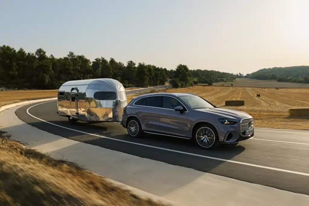 Mercedes-Benz unveils charging station that adds 202 miles in an EV in just 10 minutes