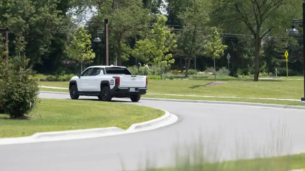 GM engineers manage to get 1,059 miles out of Chevy Silverado EV pickup truck from a single charge