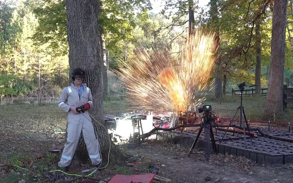 This young chemistry expert gathered 400 car batteries in one of the extreme science experiments yet, creating lightning strikes to crush and burn metals