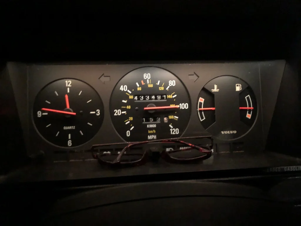 Oregon man says his 1987 Volvo 240 is 'best car ever made' as it hits 443k miles and still causes no issues 