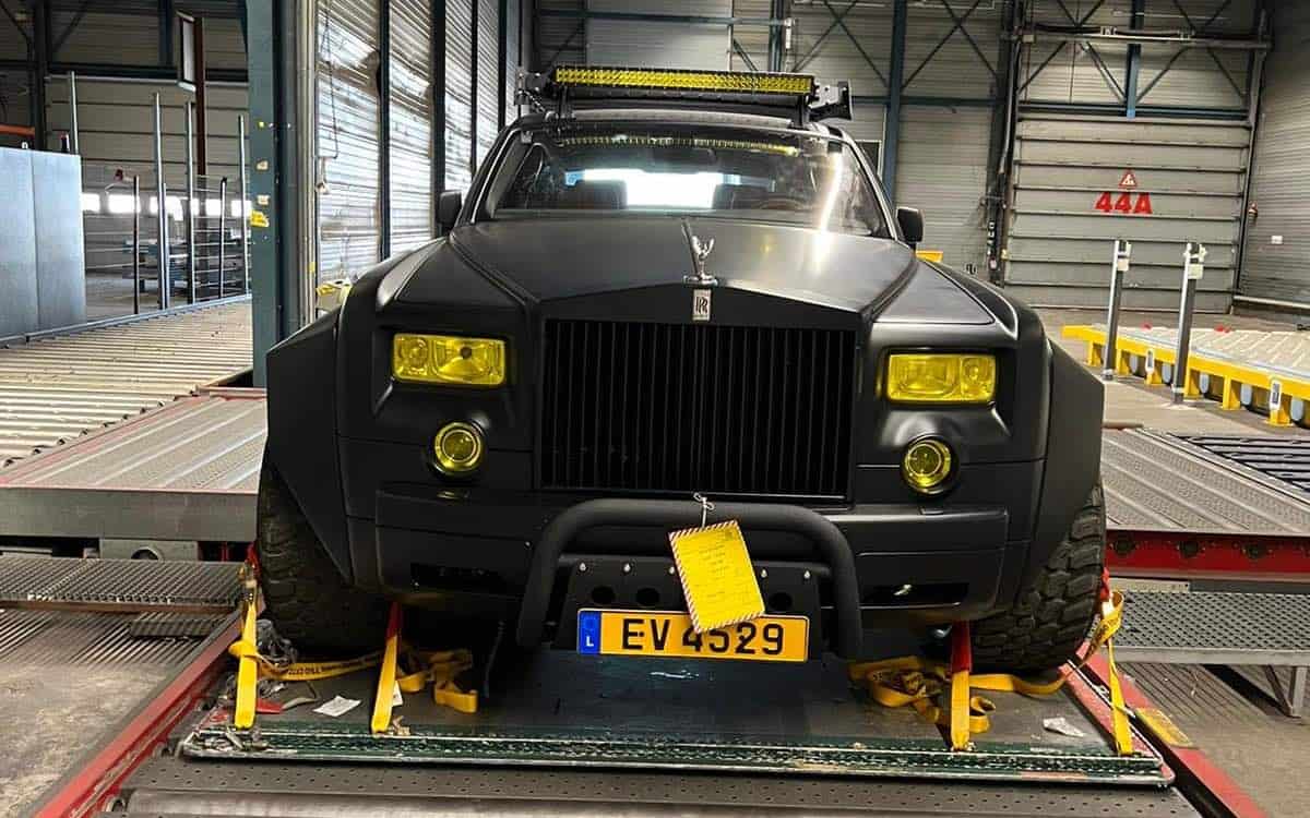 Rolls-Royce Phantom at Dutch airport modified for off-roading