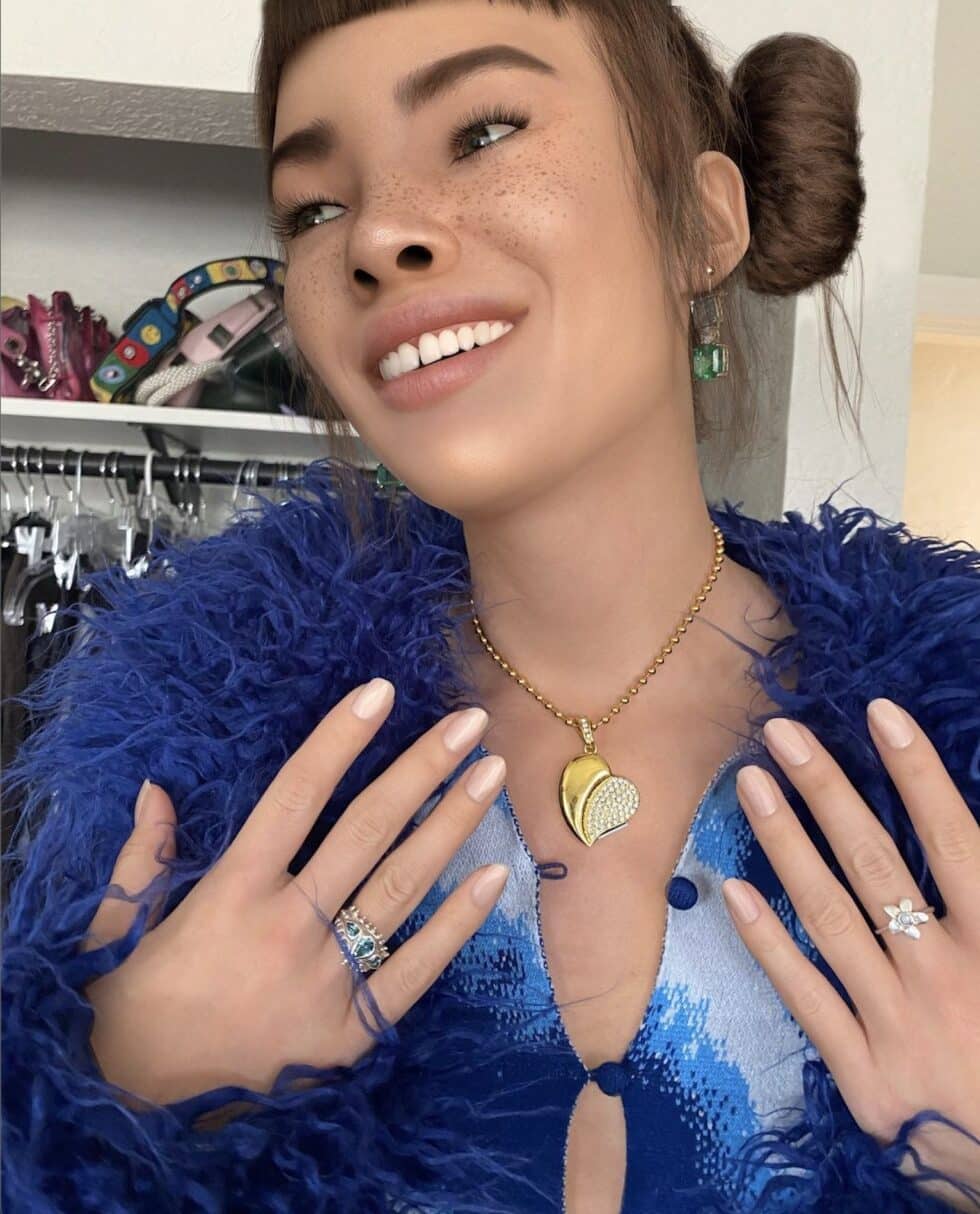 ai-influencer-lil-miquela-charges-10-000-per-instagram-post