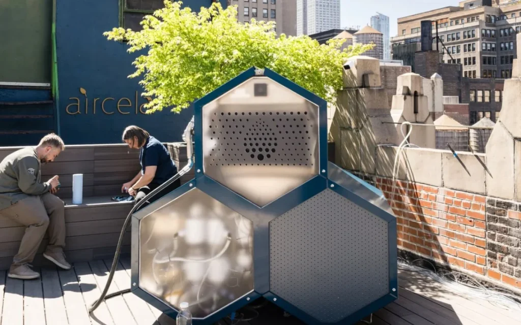 New York-based startup claims it's invented machine that can make gasoline out of thin air