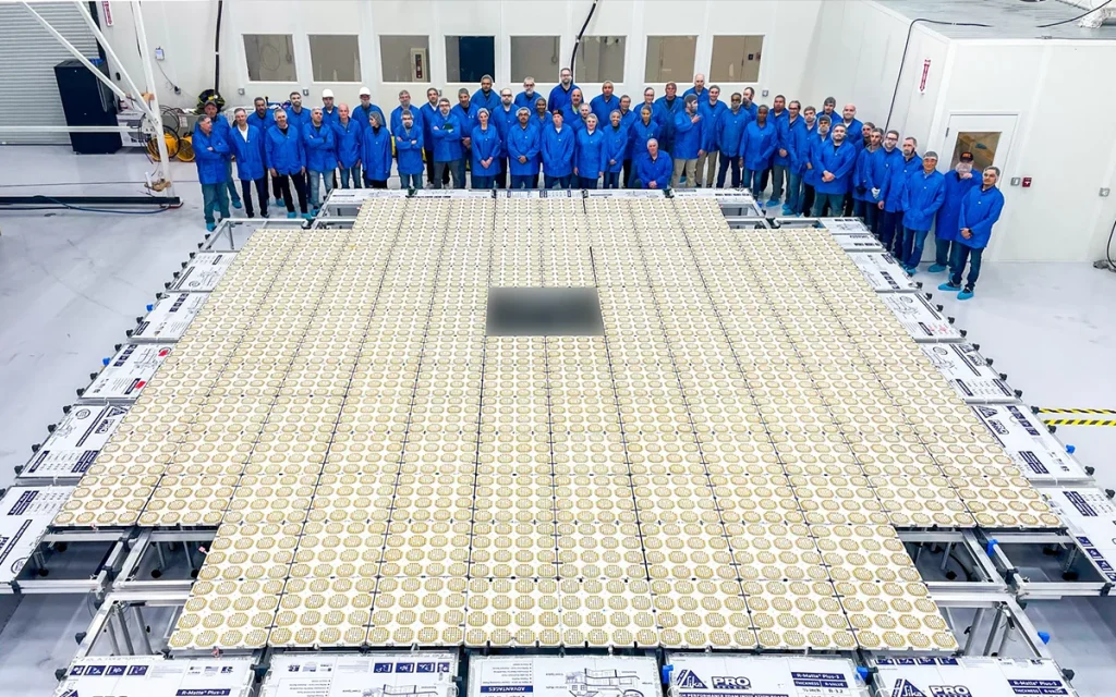 American company AST SpaceMobile has launched the largest ever commercial communications array in low Earth orbit, providing internet to 3 billion people