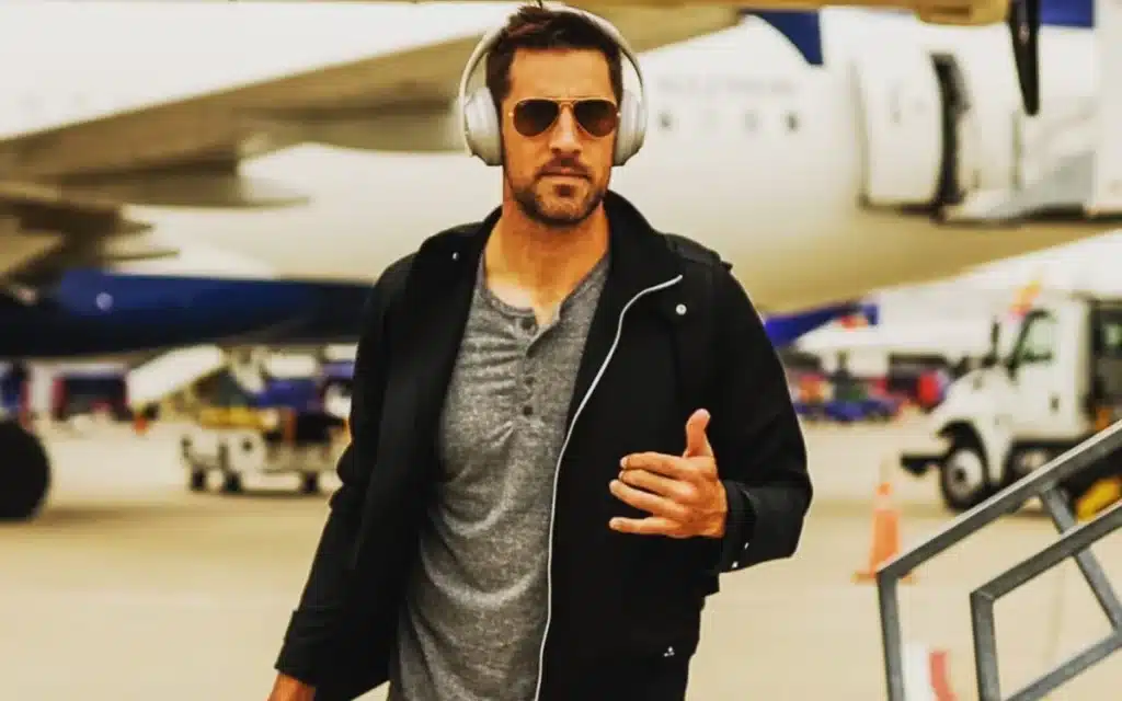 Legendary NFL quarterback Aaron Rodgers once saved his New York Jets teammate $30,000 by lending him his private jet to get emergency surgery