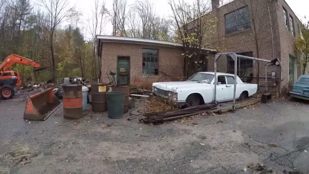 Abandoned-New-England-dealership-filled-with-classic-cars-remains-the-internets-biggest-mystery