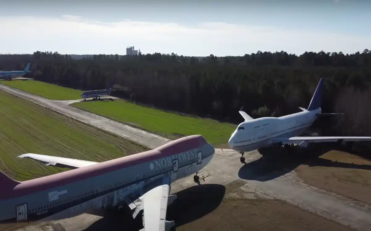 Pair of abandoned Boeing 747 jumbos awaiting their end in airport boneyard