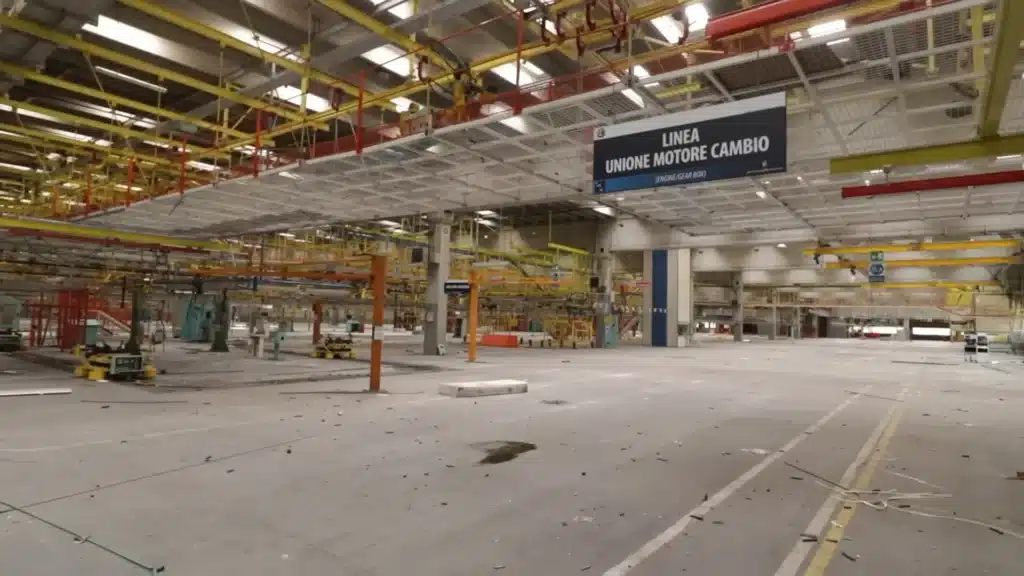 Abandoned-car-factory-that-built-Ferraris-left-in-ruins