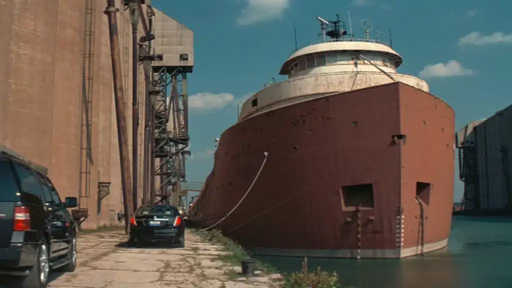 Abandoned-ghost-ship-in-Chicago