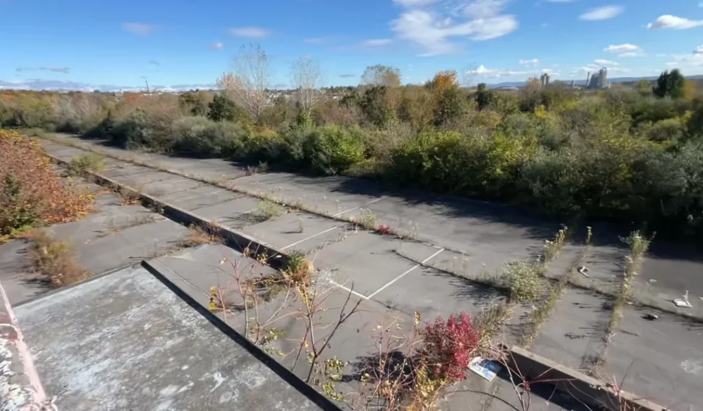 NASCAR speedway in Pennsylvania abandoned for 20 years now stands as a ghost track