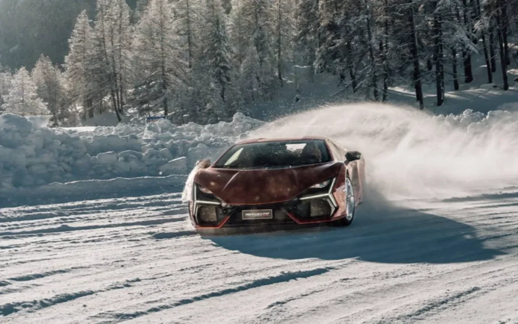 The Lamborghini Accademia Neve gives drivers the chance to drive some of the marque’s most stunning cars around snow and ice-covered tracks in Livigno