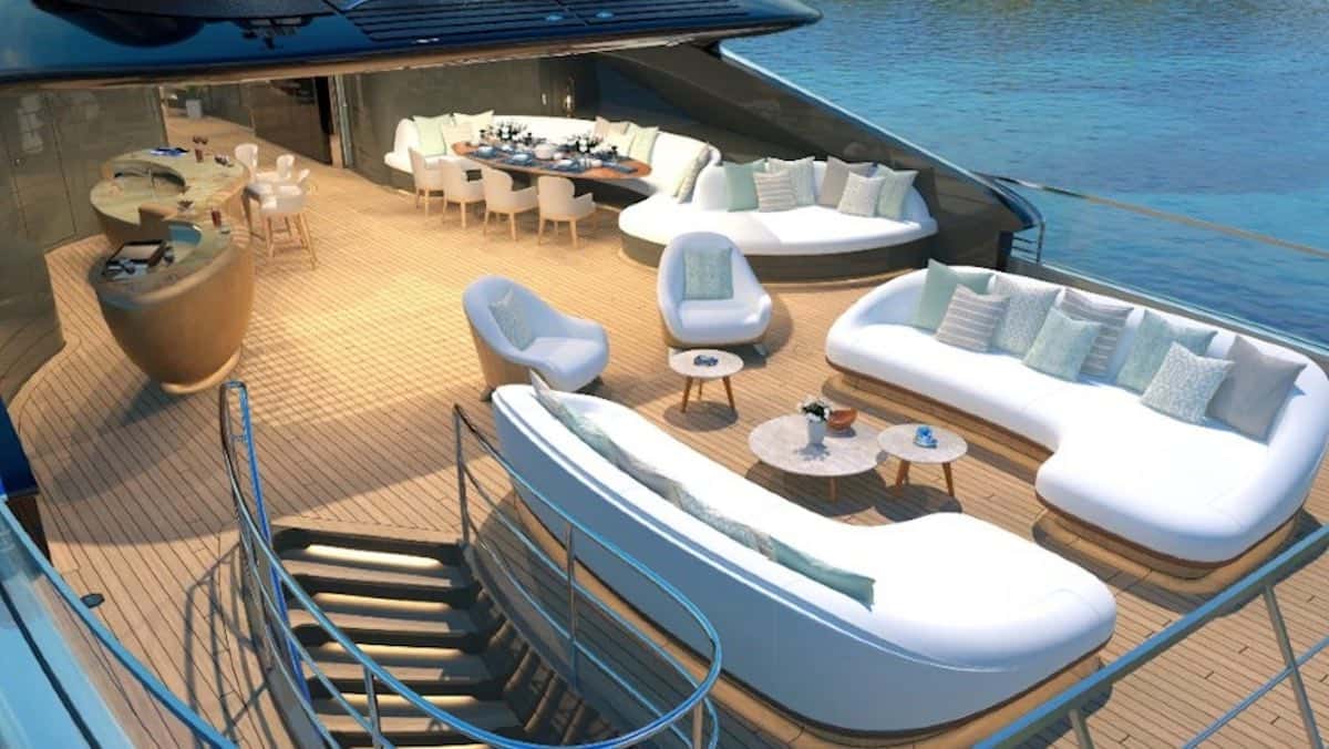 The lounge on the deck of the Admiral Kensho