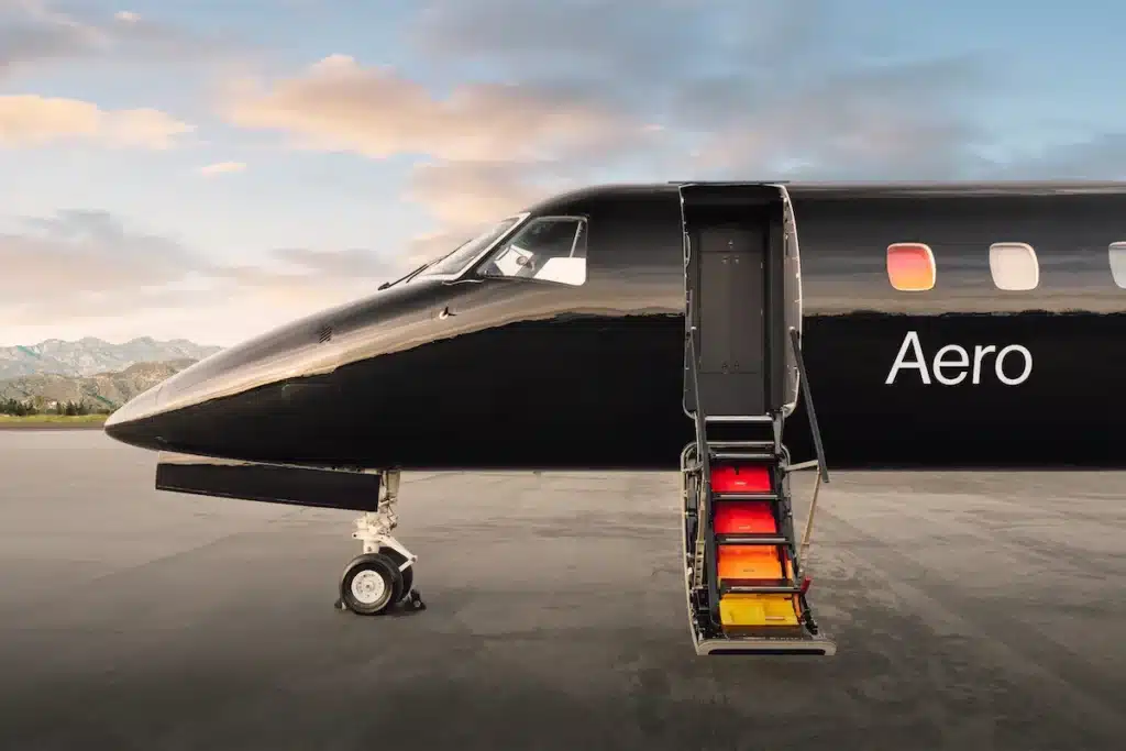 Aero California airline private jets