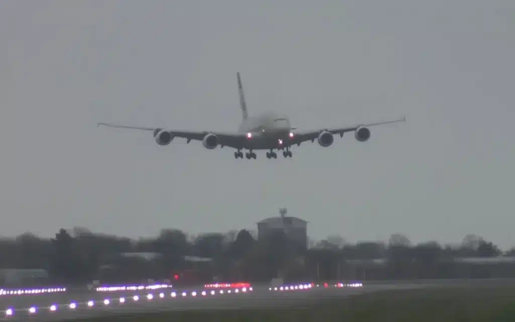 Airbus A380 pilot performs unbelievable sideways crab landing