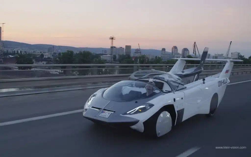 Klein Vision flying car AirCar2