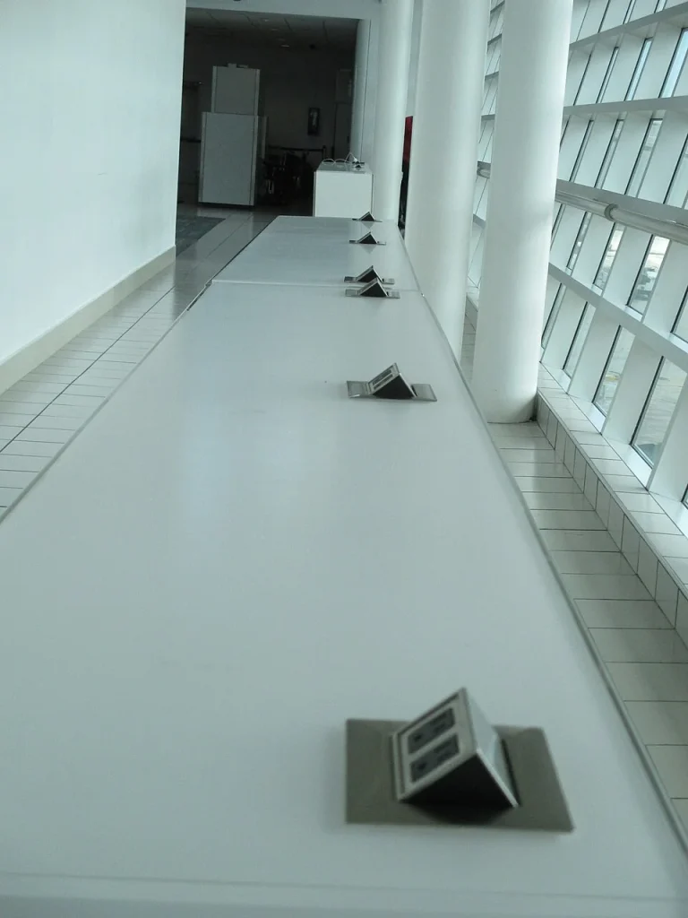 The airport charging station habit that a security expert and the FBI both want you to stop immediately