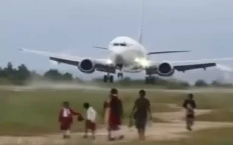 This airport has no security fencing and you can walk right next to the runway while planes approach