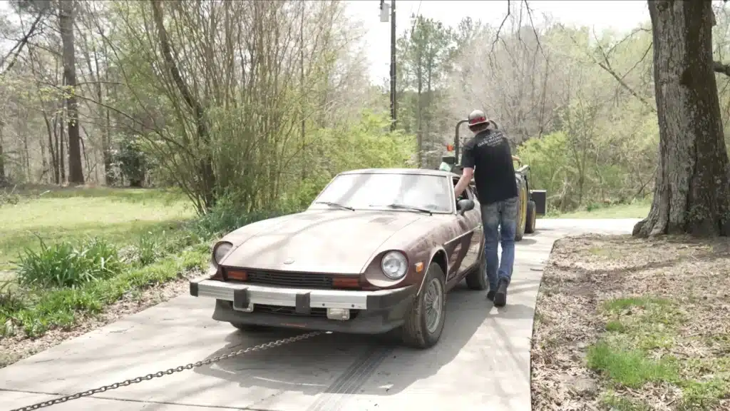 Alabama-widow-sells-her-late-husbands-classic-cars