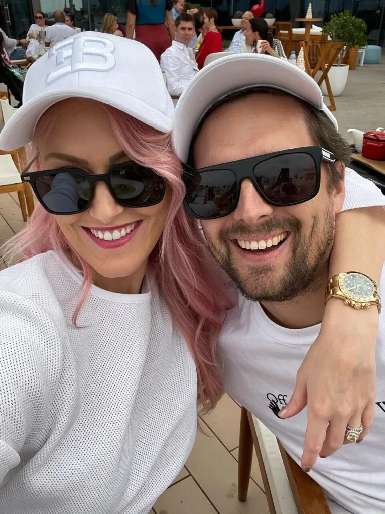 Supercar Blondie reveals split from husband