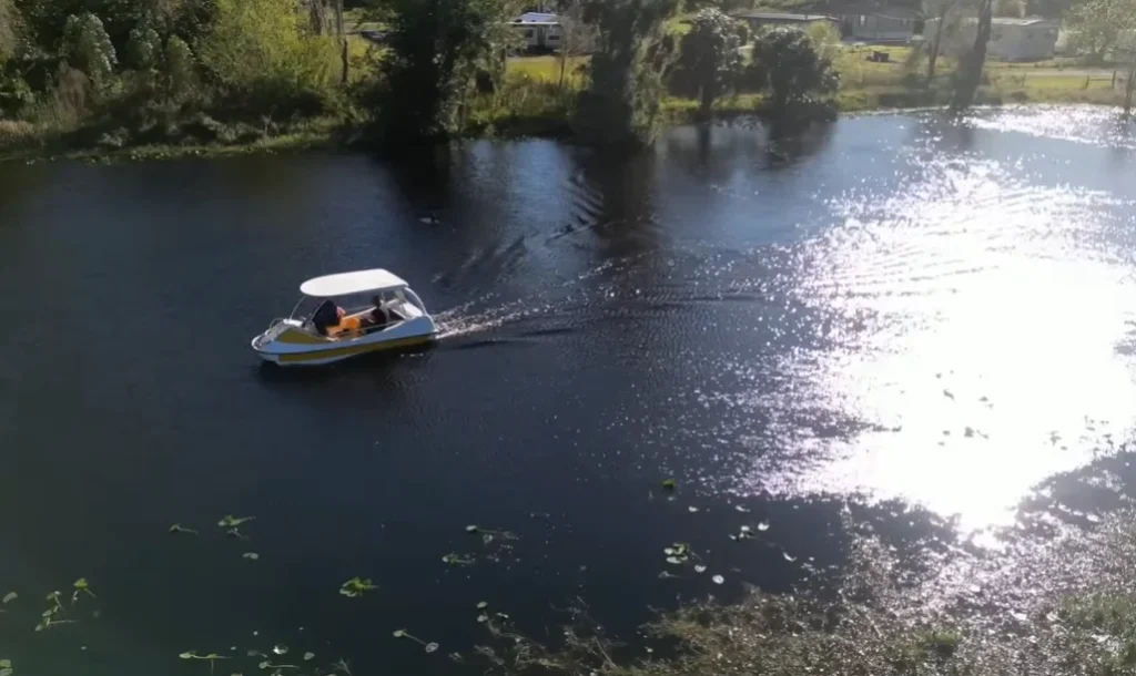 Man ships $1,000 Alibaba boat from China to Miami and gets a major surprise when he unboxes it