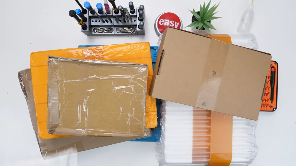 US man challenges himself to build an iPad using only parts from AliExpress