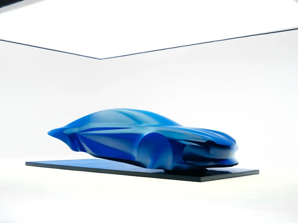 Alpine just unveiled a new sculpture to showcase the upcoming A110 at the Paris Motor Show, and it has Concorde written all over it