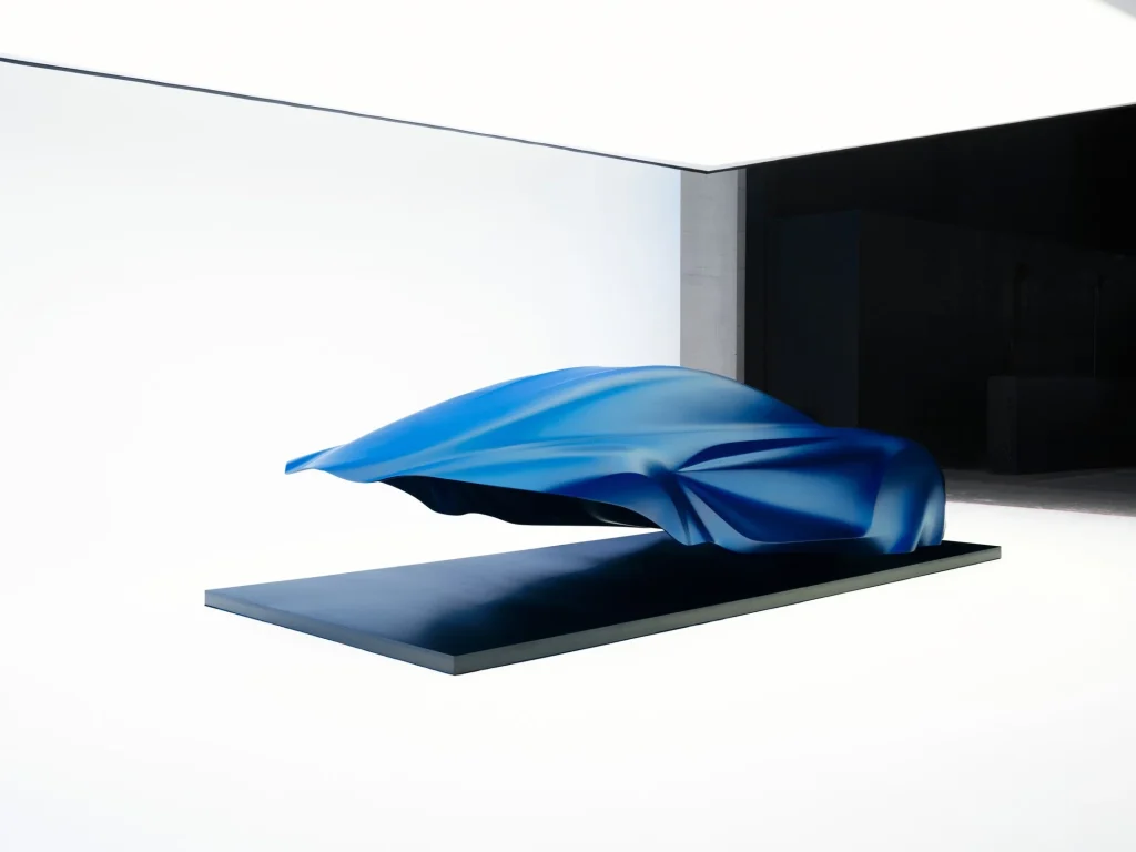 Alpine just unveiled a new sculpture to showcase the upcoming A110 at the Paris Motor Show, and it has Concorde written all over it