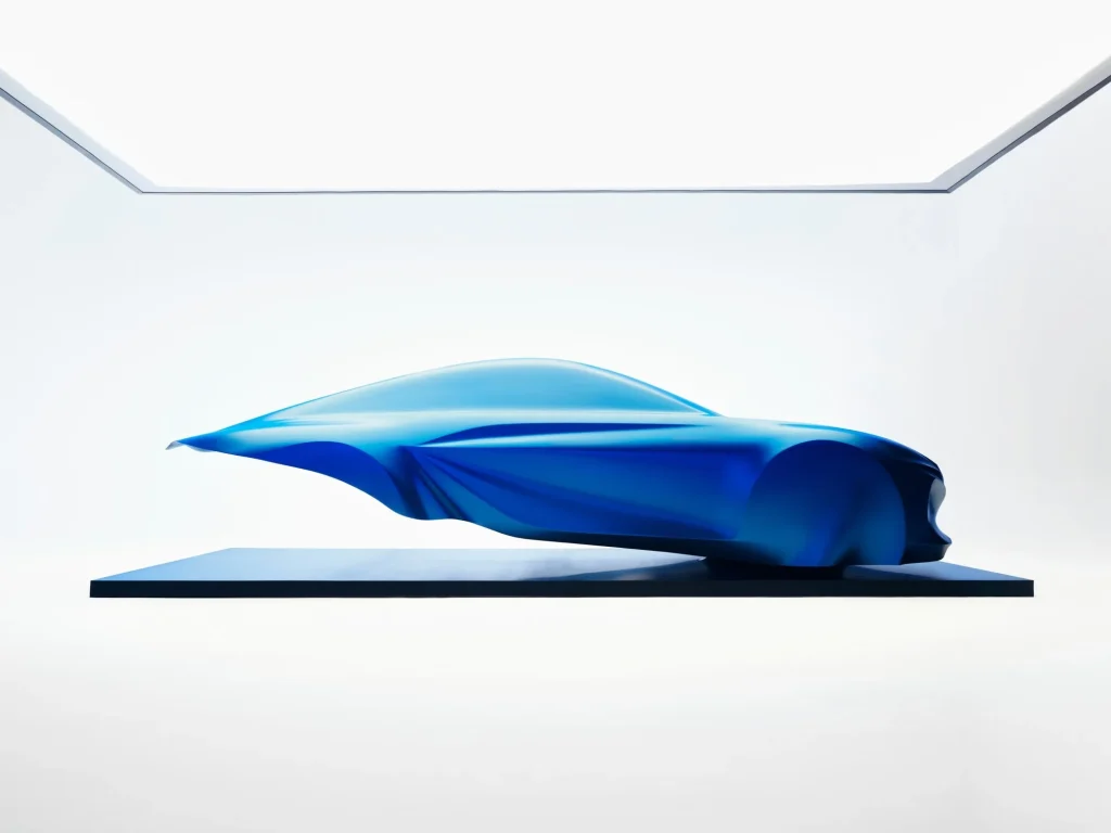 Alpine just unveiled a new sculpture to showcase the upcoming A110 at the Paris Motor Show, and it has Concorde written all over it