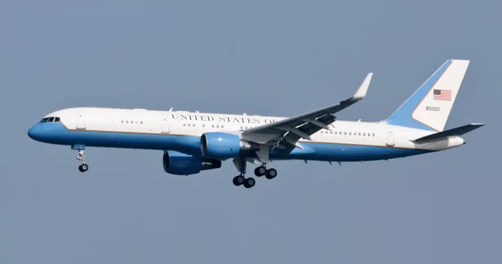 Amazingly, Air Force One - the tech-filled flying fortress used by the US president - can indeed be tracked