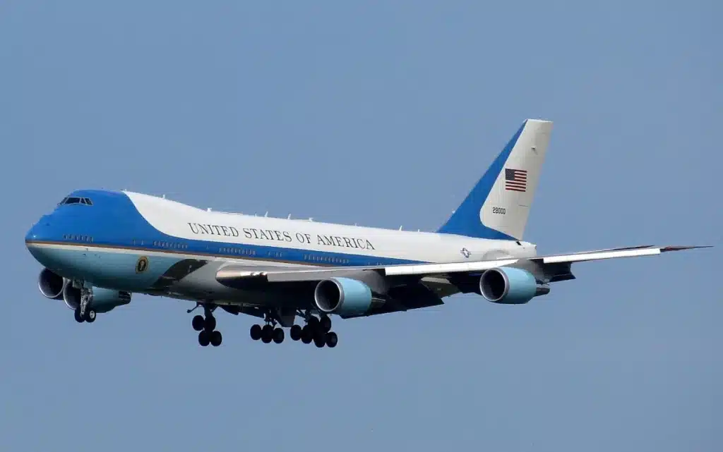 Amazingly, Air Force One - the tech-filled flying fortress used by the US president - can indeed be tracked
