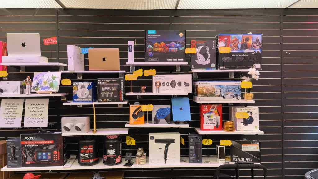 Georgia man goes to world's largest Amazon returns store and drops $262 to try and turn a profit