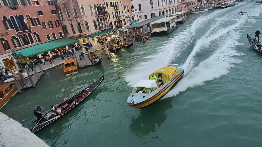 Footage of ambulance boat in Venice shows how it's the most unique emergency response unit in the world