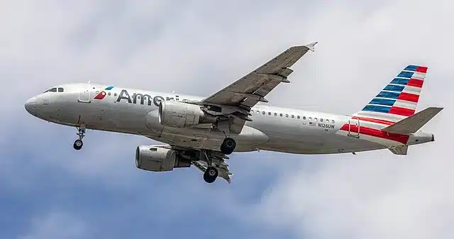 After an Airbus A320’s engines were killed by geese, pilots landed on the Hudson and saved 155 people