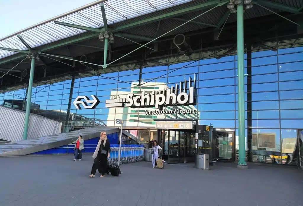 Amsterdam Airport Schiphol planes entrance