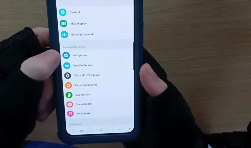 There are simple Waze settings you could change to make the navigation app a lot better, and apparently most drivers ignore them