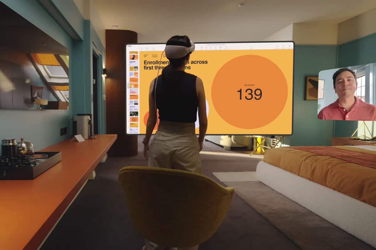Apple Unveils VR Headset That Costs The Same As 5 IPhones