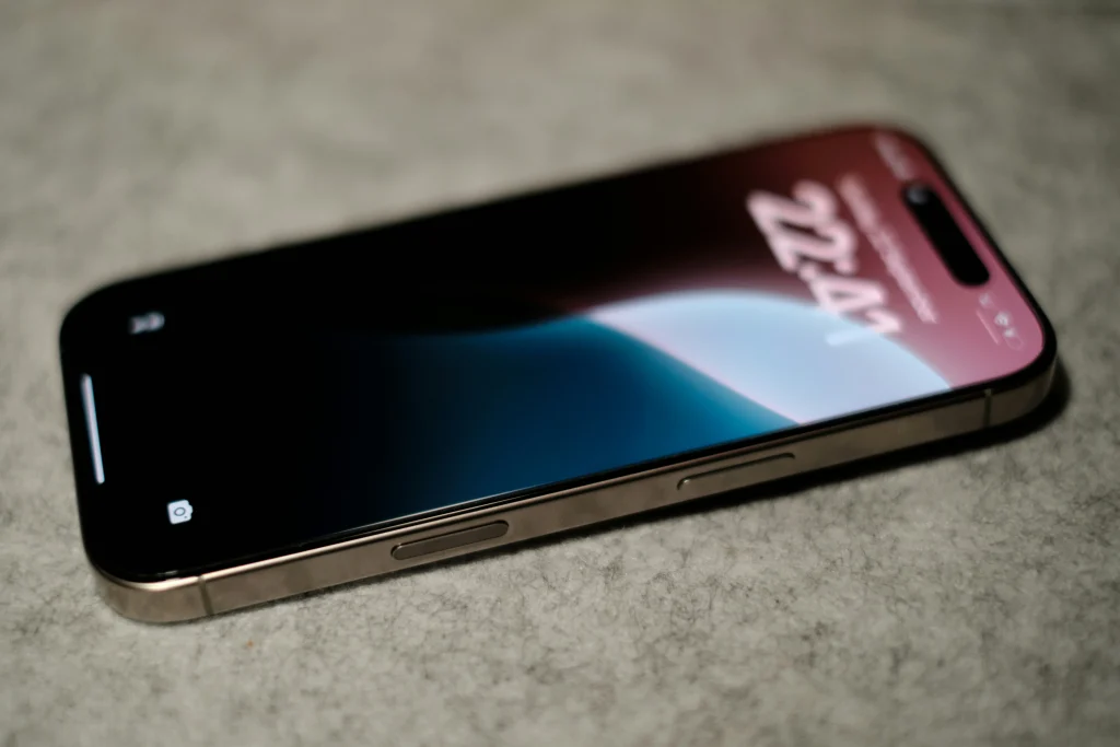 Apple and Google are reportedly working on a deal to integrate Gemini with Siri