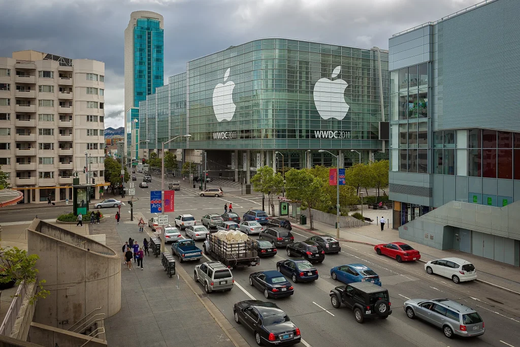 People stunned by surprising reason Apple logo has a bite taken out of it