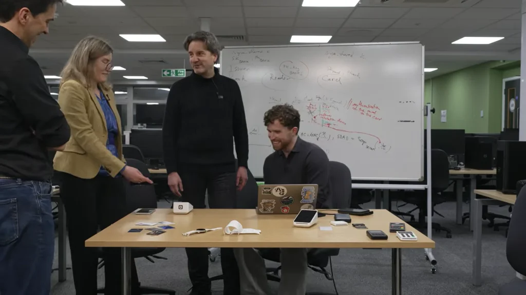 Marques Brownlee tests whether Apple Pay can work on a locked iPhone and a $10,000 charge goes through